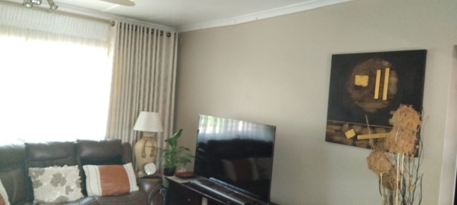 2 Bedroom Property for Sale in King Williams Town Central Eastern Cape